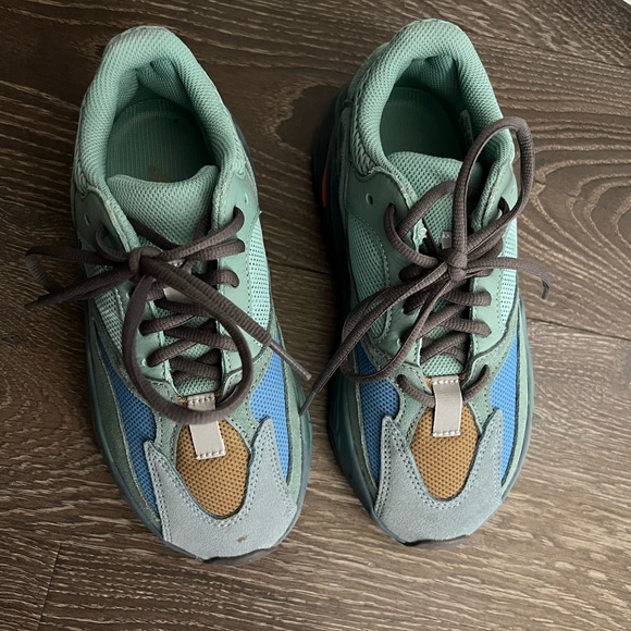 Yeezy boost 700 - Picture 1 of 7